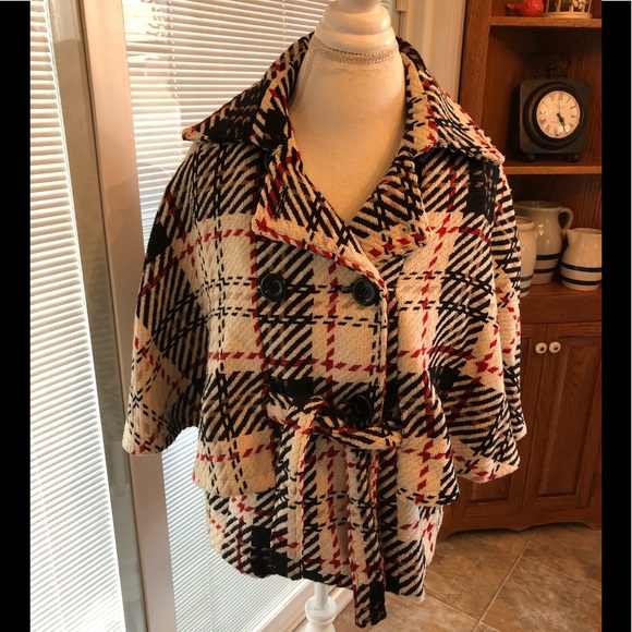 Steve Madden Jackets & Blazers - Steve Madden Houndstooth Cape, Size M/L red,black